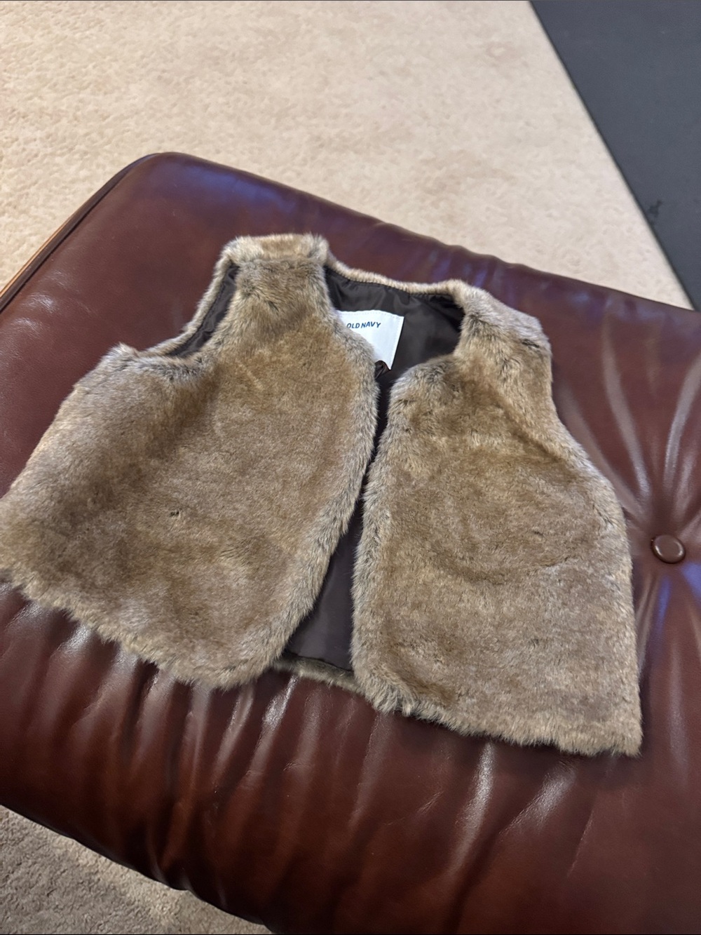 Old Navy Faux Fur Vest in Taupe Brown